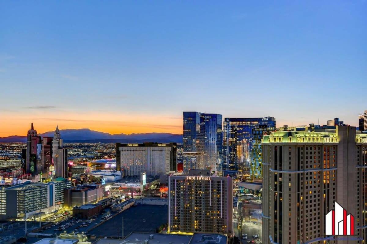Mgm Signature-33-709 F1 Track & Strip View Balcony Las Vegas Esterno foto